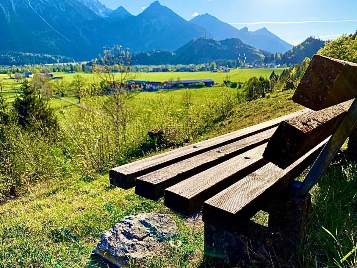 Appartamento Gutshof Zum Schluxen Pinswang Esterno foto